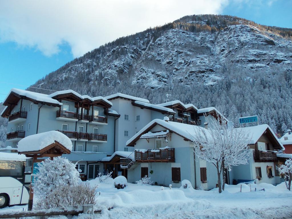Hotel Santoni Ossana Exteriör bild
